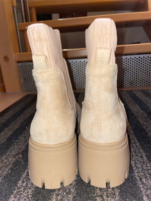 New Bella Stiefel in Beige