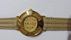 Damen Armbanduhr incl. Ersatzbatterie Bild 1