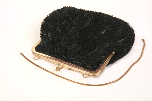 Handtasche Pailletten Abendtasche Stoff klein schwarz Tragekette antik 60er vintage