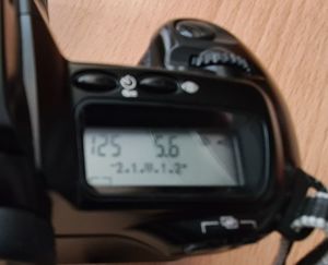 Spiegelreflexkamera Canon EOS 3000_ 52mm_36-76mm_Tasche Bild 3