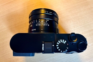 Leica Q2, schwarz, 47,3 Megapixel, Vollformatsensor Bild 2