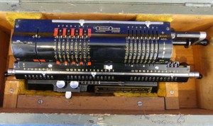 Original Odhner 35 Holzk.- Rechenmaschine calculator Bild 7