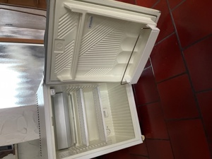 Minikühlschrank kleiner Kühlschrank Minibar Mini Kühlschrank , Elektrolux  T37cm, B=42cm,H=42cm Bild 4