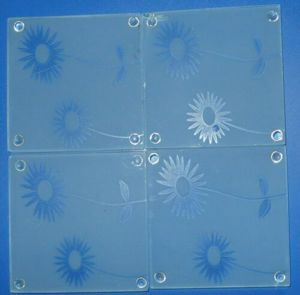 CN Untersetzer aus Glas 3+1Stk Glasuntersetzer Tischuntersetzer 9x9 wenig benutz Dekoration Tisch