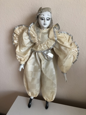 Harlekin Porzellan-Puppe -Sammelfigur- Bild 4