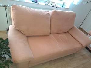 sofa 2sitzer apricot Bild 2