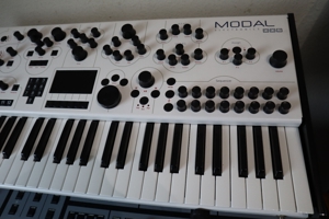 Modal Electronics Modal 002 12 Voice Hybrid Synthesizer, very rare !