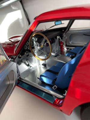 Ferrari GTO 250 Maßstab 18 - Adlermoss Deagostini Centauria Bild 7