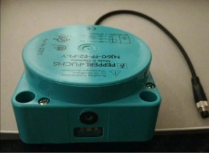 Pepperl+Fuchs Induktiver Sensor PNP, NJ60-FP-E2-P1, Y23355 Bild 4