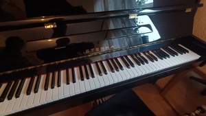 Verkaufe ein klassisches Klavier von der Marke Eterna ER-C10 C23269 (15 Jahre alt) Bild 2