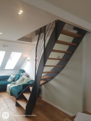 Treppen Holz, Stahl, Glas. Bild 9
