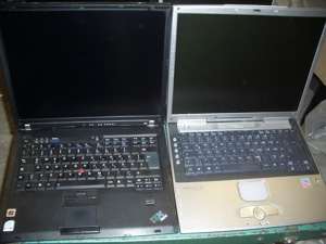 Konvolut: 5 Laptops für Bastler. Fujitsu, IBM, Medion Bild 4