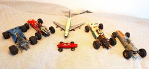 Schuco Modelle--4 Autos 1 :16 und 1 Kleiners &1 Flugzeug etwas Größer ca 25 cm  Bild 4