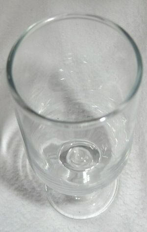 HK Trinkglas Snapsglas 2 Stück Stielglas 0,1l kaum benutzt einwandfrei erhalten Glas  Bild 8