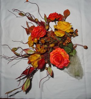 D Blumenstrauß Bukett Blütenmix Spätsommer Rosen Herbstpflanzen Kunstblumen gut erhalten Dekoration Bild 3