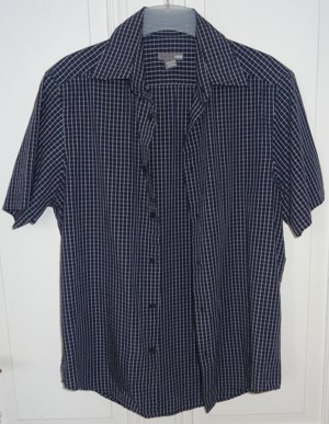 KT H&M Herrenhemd Gr.M Kurzarm blau kariert 35Baumwolle 65Poyester kaum getragen Kleidung