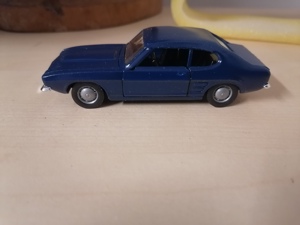Modellauto Ford Capri  Märklin 18103-02 blau in OVP Bild 2