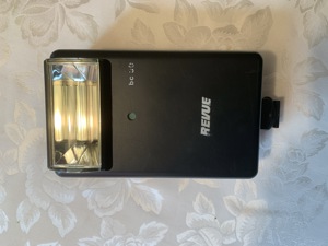 Revueflex TL 25 Analoger Fotoapparat mit elektr. Blitz und Tasche Bild 4