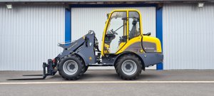 50 PS Eurotrac Hoflader W13F (CF) mit Kabine, 3.&4. Steuerkreis, hydr. Schnellwechsler, Komfortsitz, Bild 4