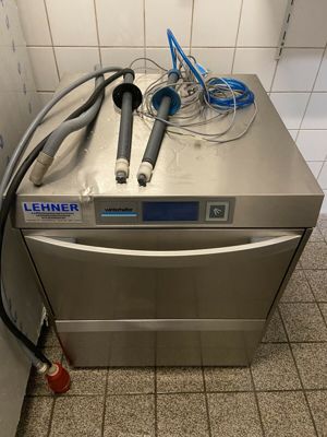 Winterhalter UC-M Cool Spülmaschine, Gewerbespülmaschine mit Sauglanzen