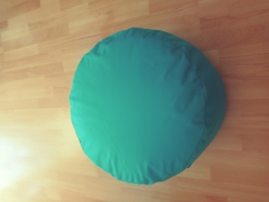 Bruni Pouf Sitzhocker L in Lichtblau   runder Sitzpouf, indoor und outdoor