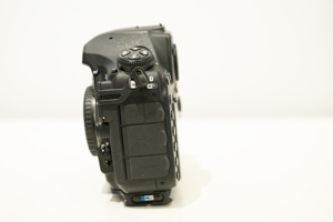 Nikon D850 Body in OVP, 37.871 Auslösungen Bild 1