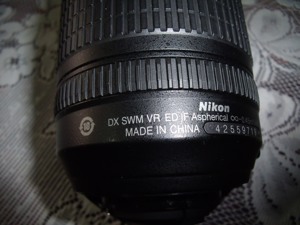 Nikon Objektiv AF-S 18-105mm F 1:3,5.5.6 G ED VR DX Wie NEU