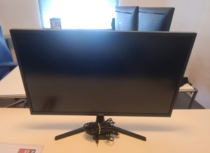 Samsung U32J590UQU 32 Zoll, LED LCD, 4K Monitor - Blaugrau, neuwertig