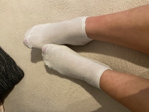 Sexy Nylons oder Sneaker Socken  Bild 3