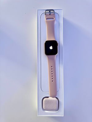 Apple Watch Series 4 GPS + Cellular Bild 2