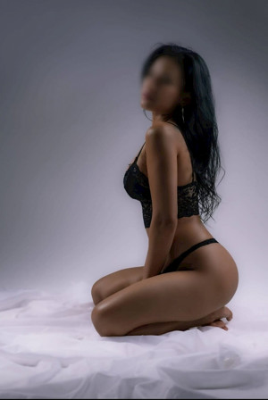 Erotische Massage in Nürnberg     Prostatamassage oder Fußerotik Body-to-Body und Lingam Massage