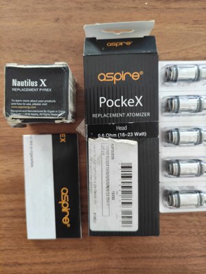 Aspire PockeX CoilsU-Tech 0,6 (5 Stück pro Packung) plus 2x Ersatzglas Nautilus X  Bild 1