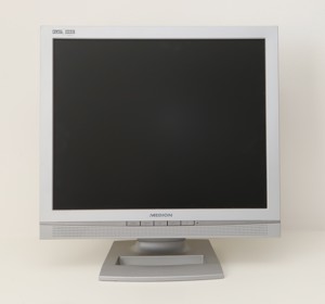 LCD-Color Monitor 19  TFT SXGA Medion Bild 1
