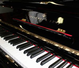 Klavier Steinway & Sons K-132, schwarz poliert, Nr. 2469281, 5 Jahre Garantie Bild 3