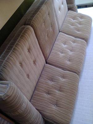3-teilige COUCHGARNITUR im beigen Stoffbezug (Couch, 2 Sessel) Bild 1