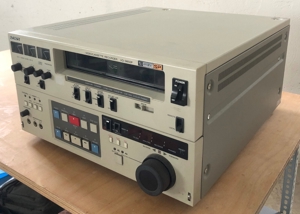 SONY VO-9850P U-matic Videorecorder mit Time-Code-Generator, sehr selten Bild 3