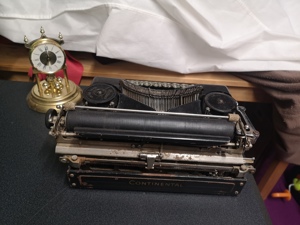 Antike Schreibmaschine Continental Bild 2