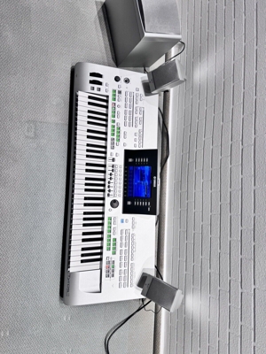 Yamaha Tyros 3 Workstation Keyboard inkl. original Lautsprecher und Ständer Bild 2