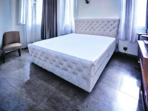 Boxpringbett  Kontinentales Bett  Schlafzimmerbett mit Bettkästen Bild 3