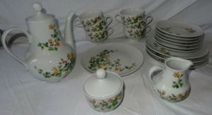 CP Henneberg Porzellan1777 Kaffeeservice Blumenranken 20teilig Made i. GDR gut  erhalten Service Por