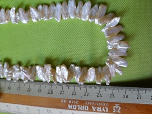 Verkaufe Perlen-Kette in weiß Bild 6