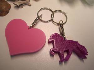 Schlüsselanhänger Herzen zum Valentinstag Isländer Elfen Schmetterlinge Wunschnamen Bild 10