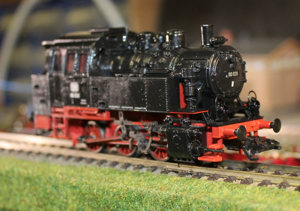 33041 Märklin BR 80 Tenderlokomotive in OVP delta digital. Bild 4