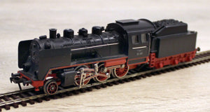 Fleischmann BR 24 H0 Gleichstrom Schlepptender Tenderlokomotive Bild 2