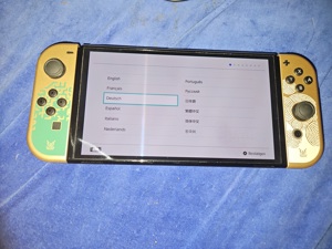 Nintendo Switch OLED Zelda Deluxe Edition Bild 2