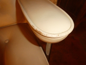 Vitra Eames Lobby Chair ES 104 creme-beige