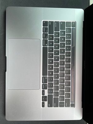 MacBook Pro (16 Zoll, 2019) Intel i9, 1 TB Bild 3