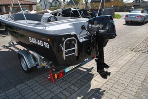 Motorboot Sloep Schaluppe Konsolenboot mit 15 PS Motor Bild 9