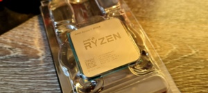 AMD Ryzen 7 2700X 8-Kern CPU  +Wärmeleitpaste Bild 1