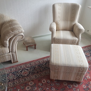 2-er Sitzer (Sofa), Sessel, Beistellsitz Bild 1